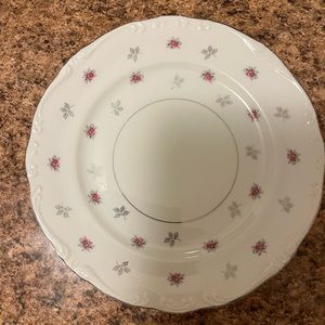 ROSETTE of JAPAN 4 DINNER PLATES  10 1/4" pink roses
